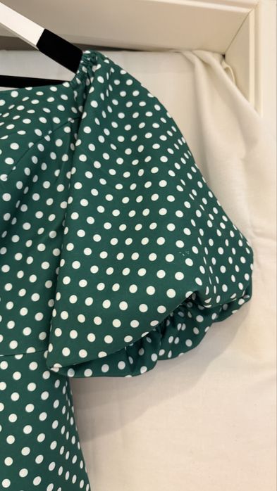 Rochie eleganta,verde cu buline! Mar.L!