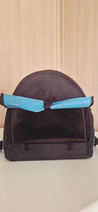 Переноски для животных и детские игрушки