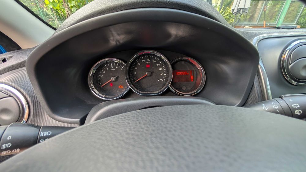 Vând Dacia Sandero Stepway 0.9 TCe (2015) | Unic Proprietar | 109.000 km Reali | Distribuție schimbată