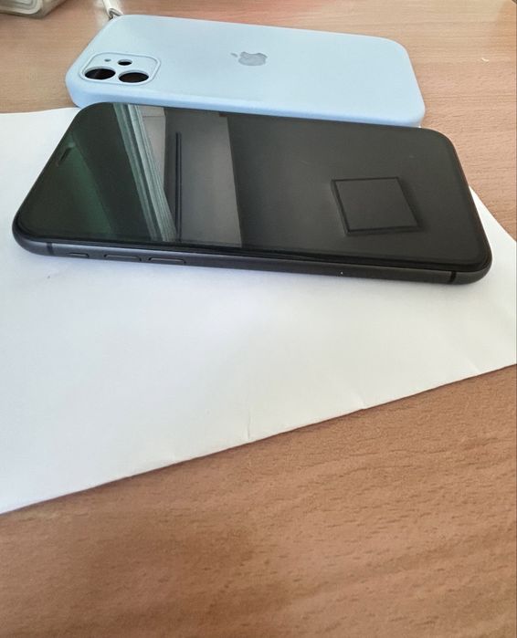 Продам Iphone 11