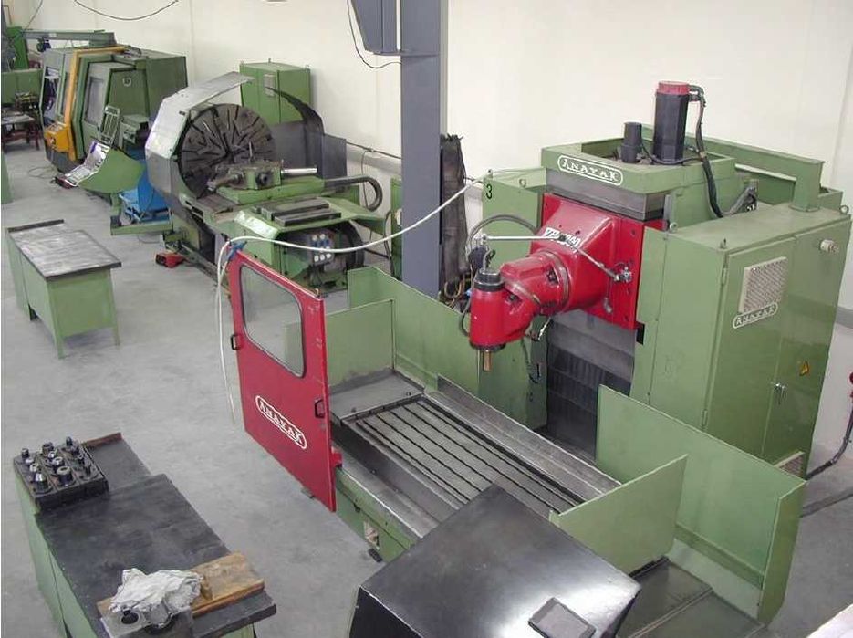 Цифров струг Mondiale M-600 CNC