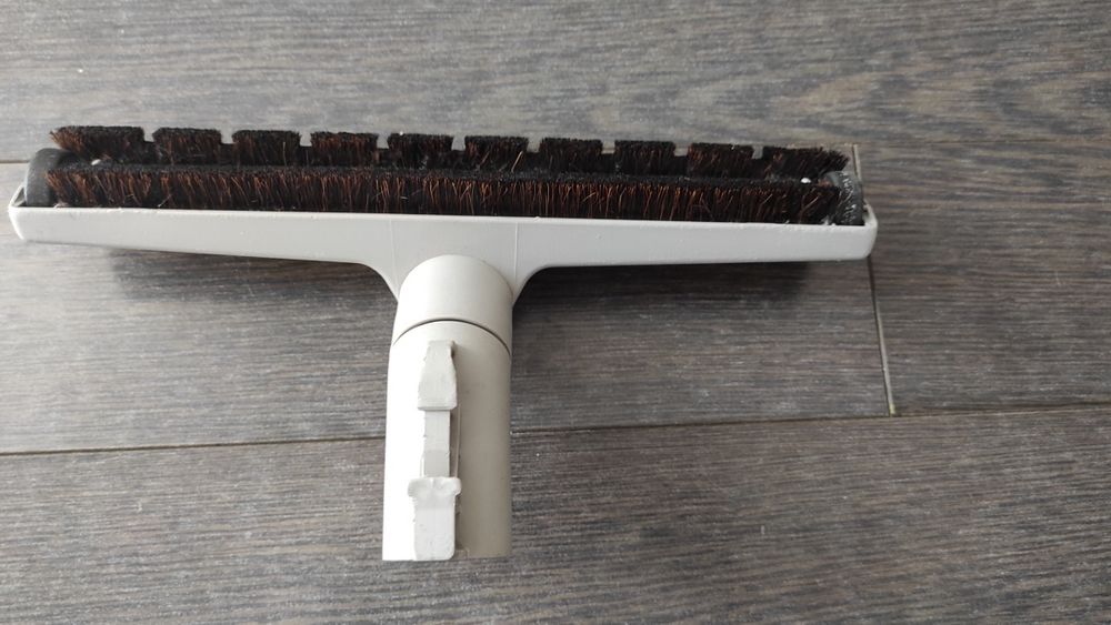 Perie originala de aspirator Bosch  speciala pentru parchet /supra