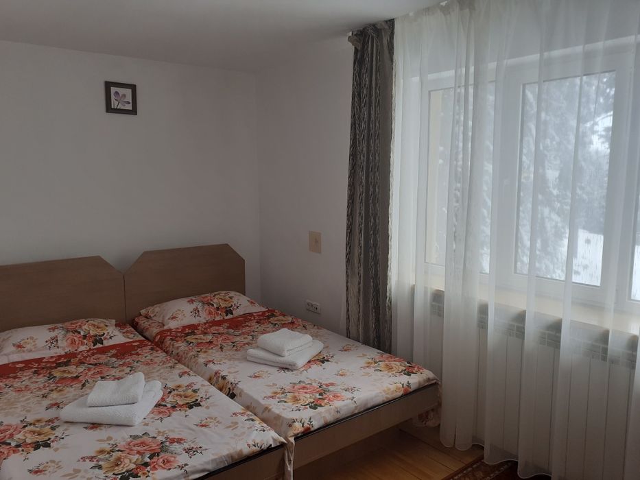 Închiriez cabana Ranca