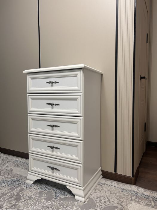 Продам спальный гарнитур