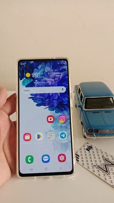 Samsung s20 fe tiniq