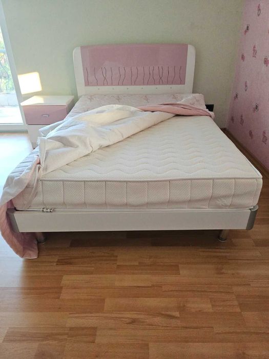 Комплект мебели за детска стая
