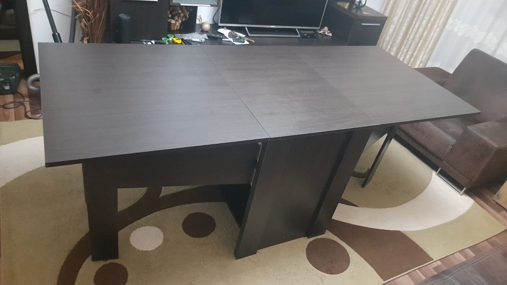 Masa extensibila 12 persoane