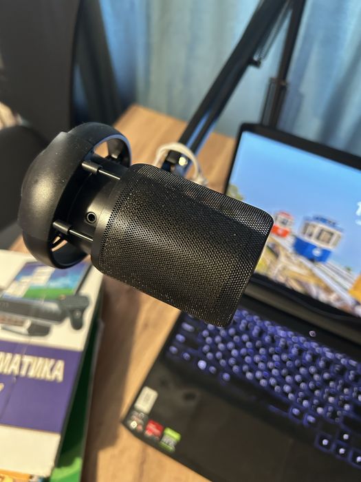 Продаю микрофон
