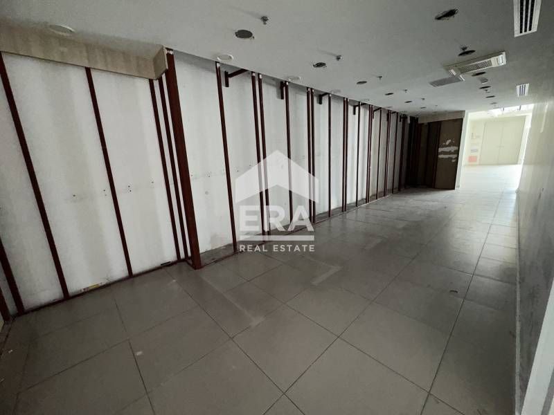 Дава се под наем Промишлена сграда в Хасково, Промишлена зона - Изток - 980 кв.м за 3920 € - Снимка #3