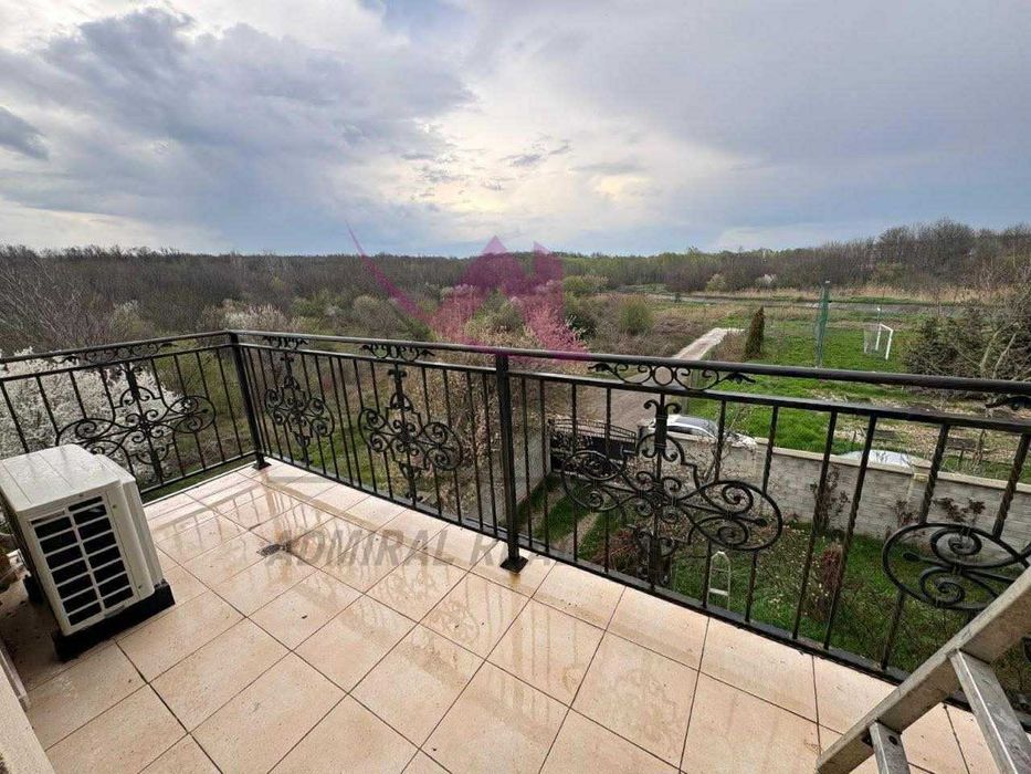 Лукс! Аристократичен дизайн! Къща+ вътрешен басейн- с. Кранево