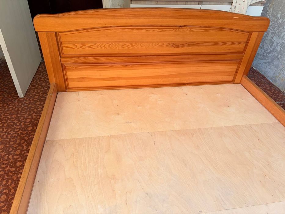 Продам кровать 160×200