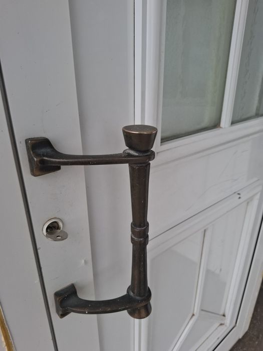 Usi exterior intrare PVC sticlă dublu termopan securizata (2 buc)