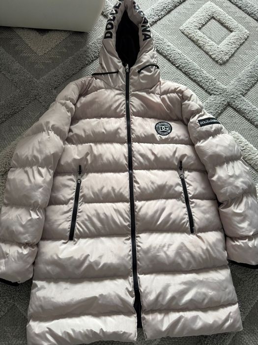 Vând Geaca lunga Dolce & Gabana