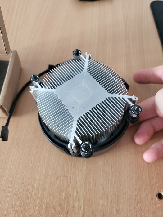 Procesor Ryzen 5 1600 + cooler Wraith