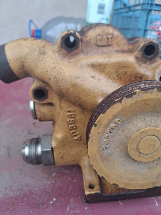 Pompa apa Caterpillar 107-7701 / 135-4925” originala