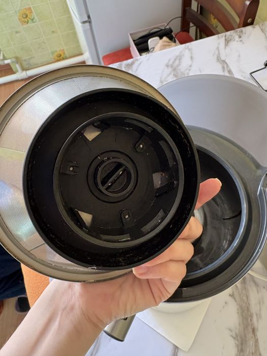 Продаю соковыжималку