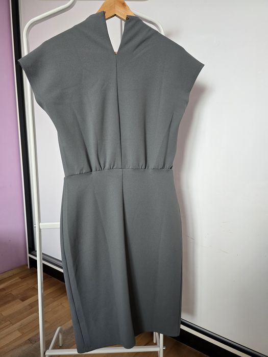 Нова рокля бизнес H&M