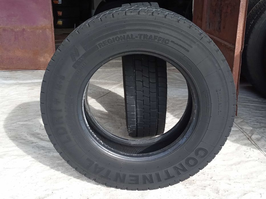 2 тежкотоварни гуми 215/75R17.5 Continental Regional LDR1+ 126/124M