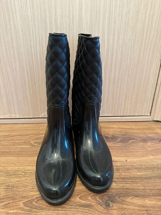 Женские резиновые сапоги