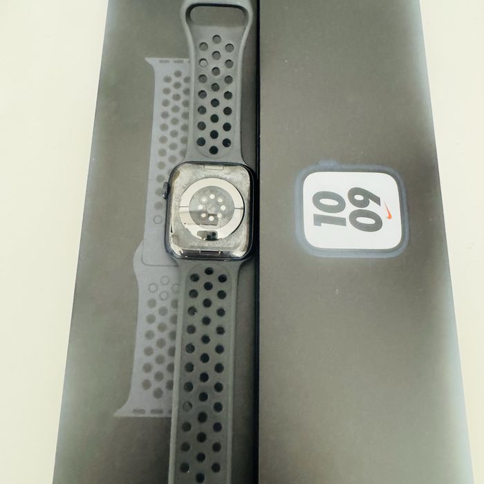 Apple Watch 7 Nike 45 мм