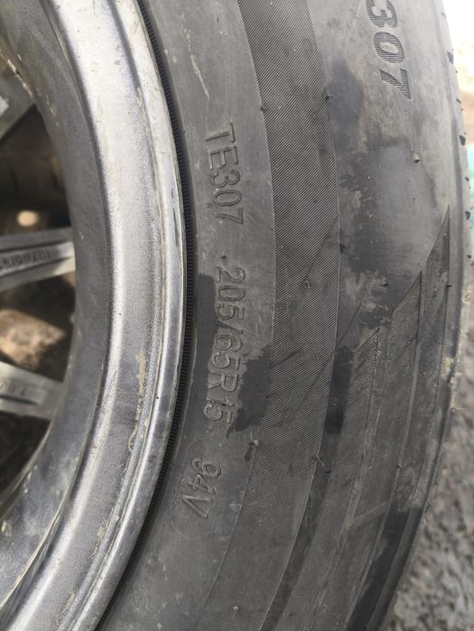 Продам диски r15  с летней резиной