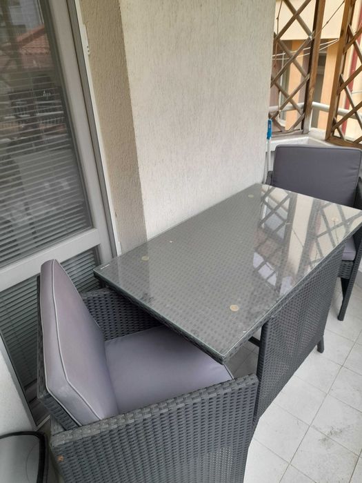 Ратанов Сет (Маса и 2 стола)