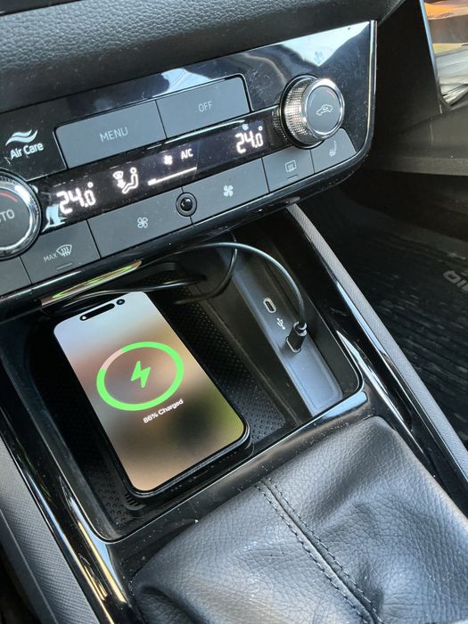 Car wireless charger