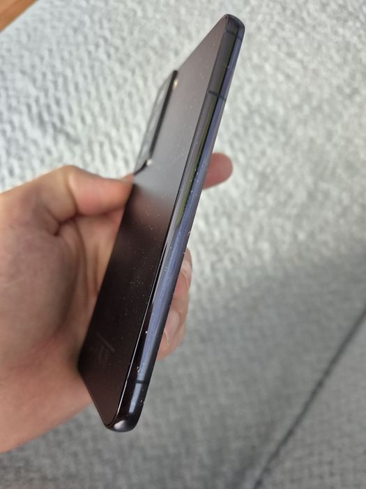 Продам Samsung Galaxy S22 128 ГБ