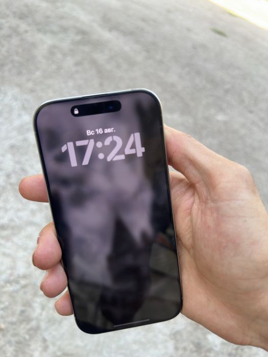 Iphone 16 pro.