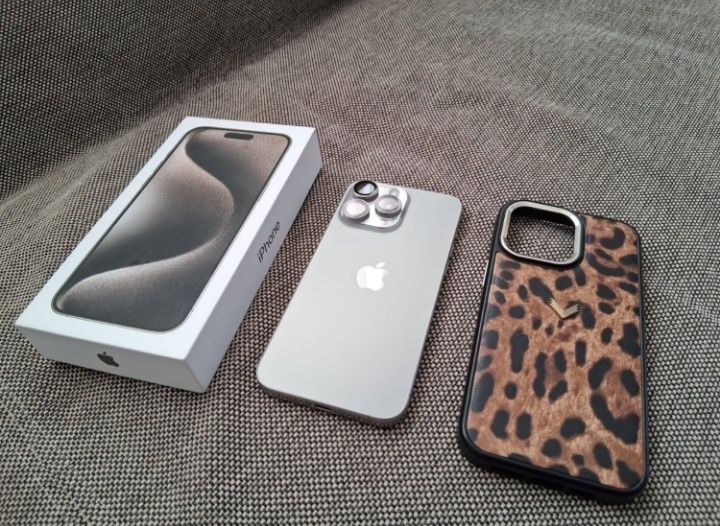 Vand/Schimb iPhone 15 PRO MAX 256GB IN GARANTIE Cumpărat de nou