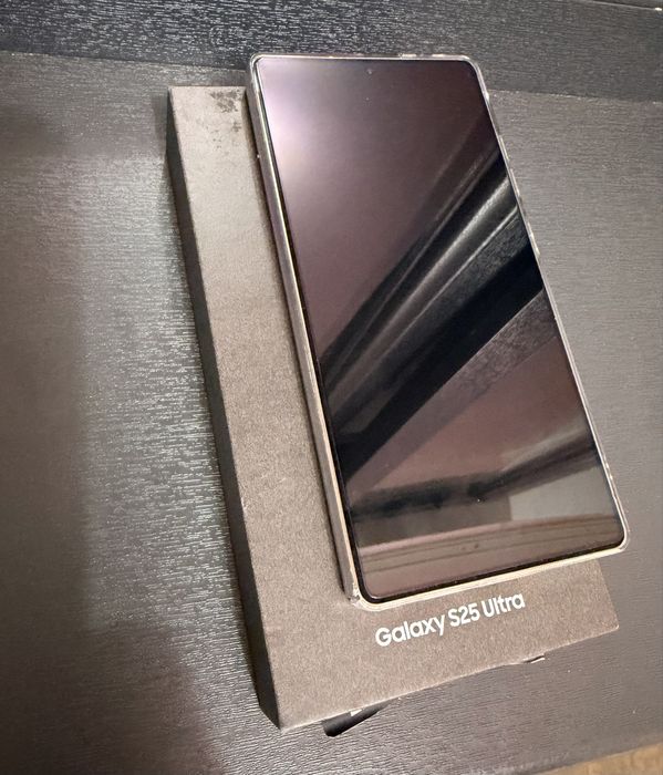 Samsung Galaxy S25 Ultra titanium pinkgold