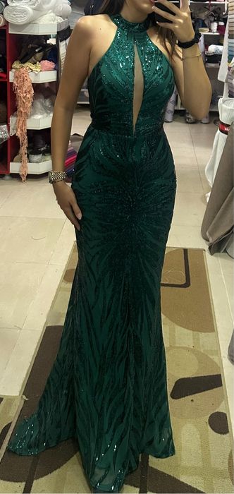 Официална рокля