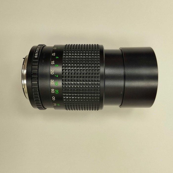 Винтидж мануален обектив Petri MC 135mm f/2.8
