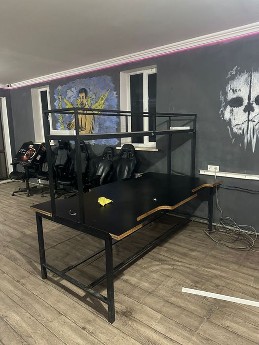 Стол компьютерный