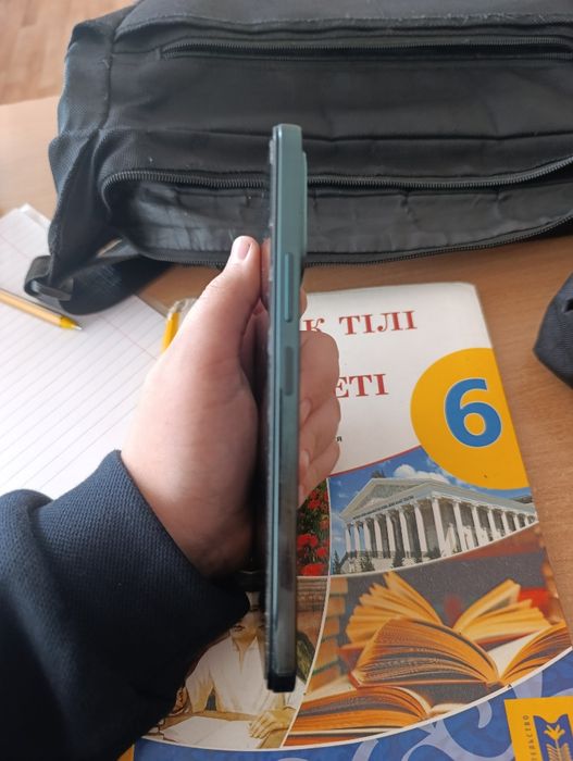 Продам Vivo y28 2024