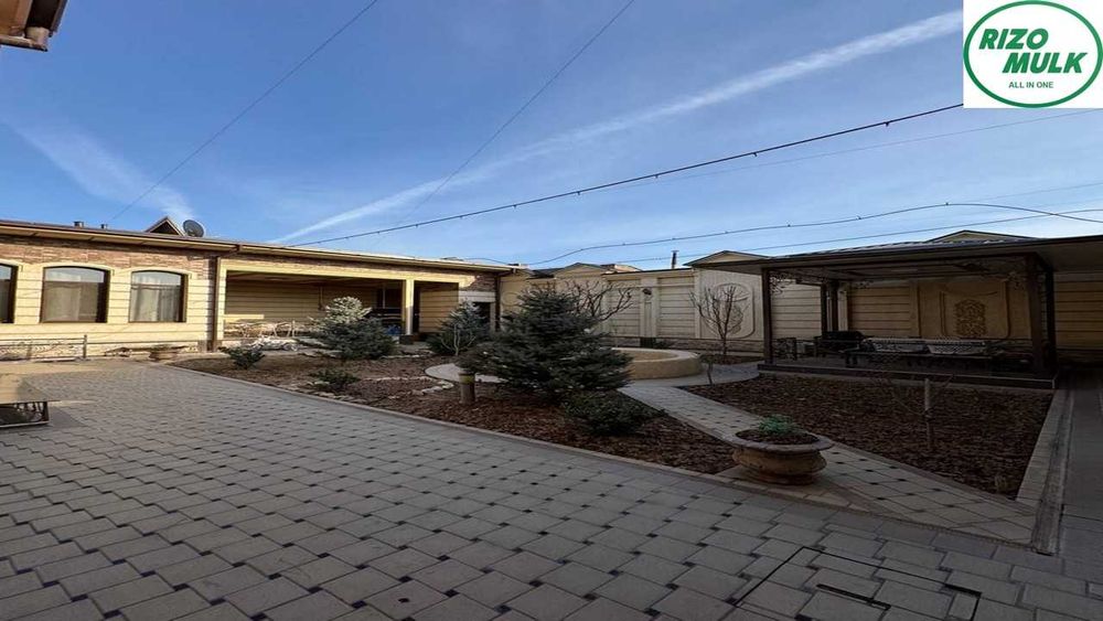 Шайхонтохур тумани Оклон махалласида файзли ховли сотилади. NR494/71