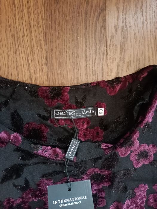 Платье женское  продам