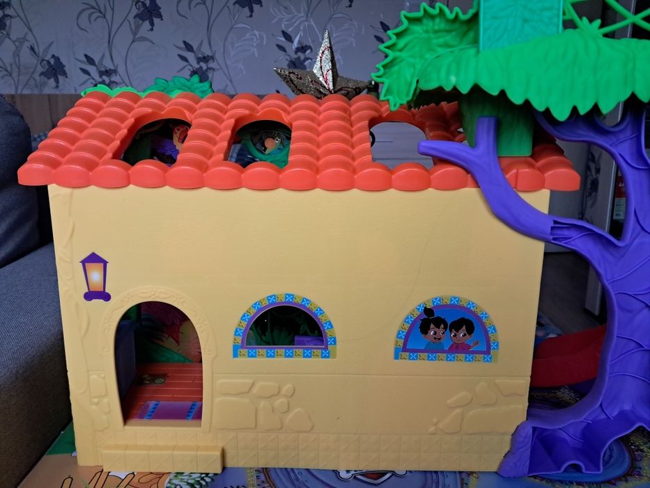 Къща за игра на Дора Изследователката