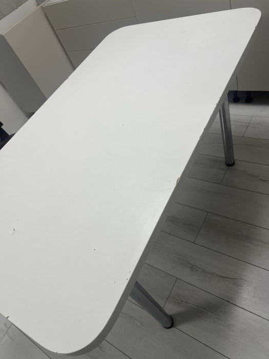 Стол даром, размер 14 на 80