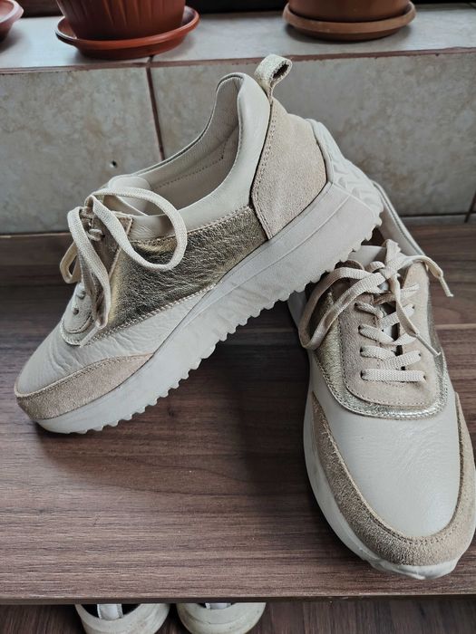 Дамски маратонки естествена кожа