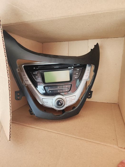 Продам автомагнитола Хундай елантра