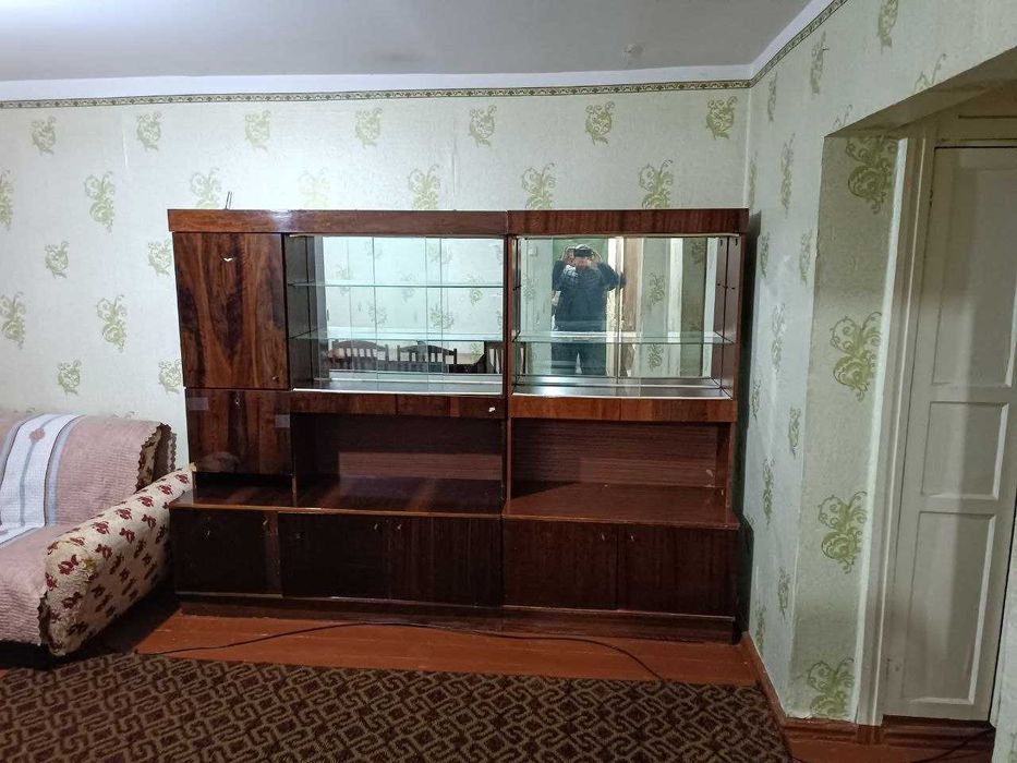 Продается 3-комнатная квартира с капитальным ремонтом (Чирчик)