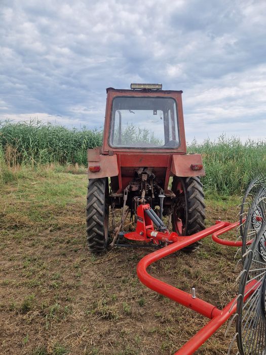 Vand tractor U445L