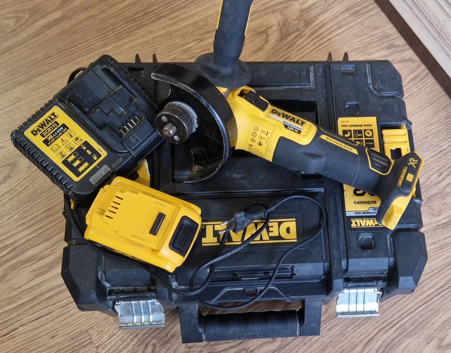 Ъглошлайф Dewalt DCG 405 P3