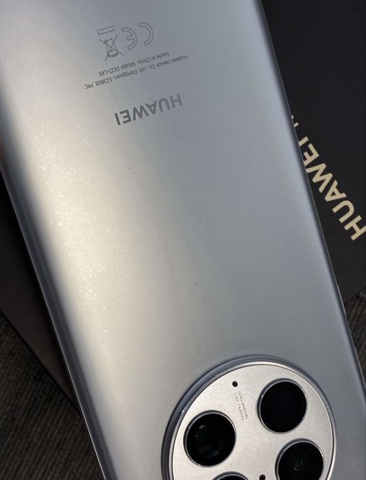 256GB Huawei Mate 50 Pro Vivacom Гаранция 2025г. Silver