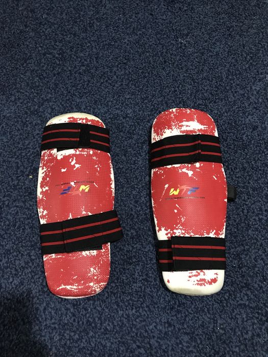 Форма для Таэквондо (WTF, ITF)Шлем, Протектор(2размер), фута(защитки)