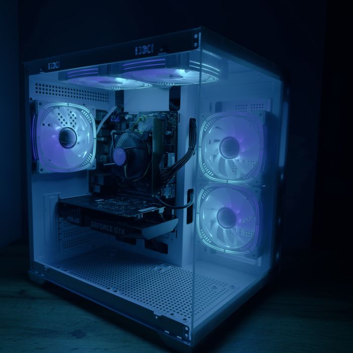 PC GAMING i3 9100F GTX 1650 | 16GB RAM