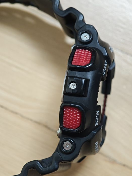 Часовник Casio G-Shock GA-100