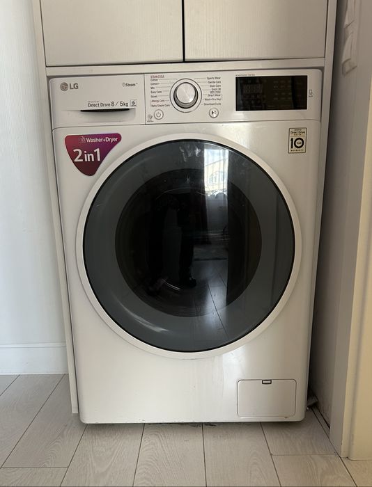 Masina de spalat cu uscator LG