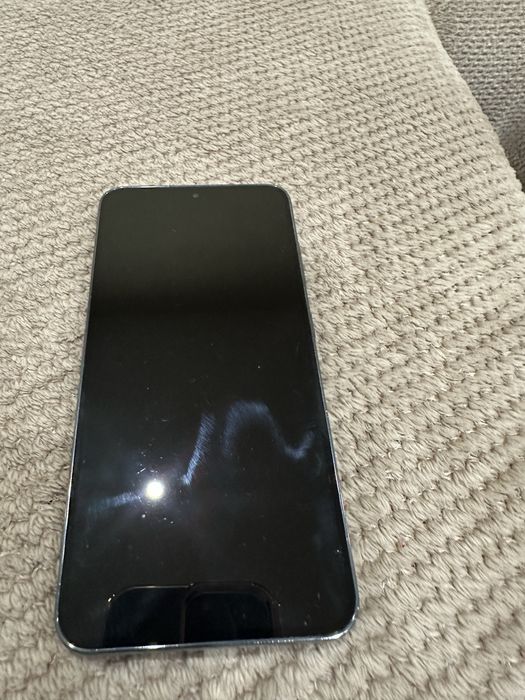 Телефон Самсунг S23